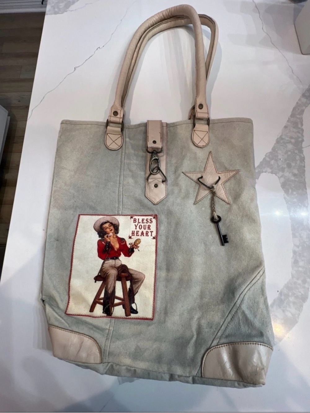 Vintage Addiction From A Distance Time Tote